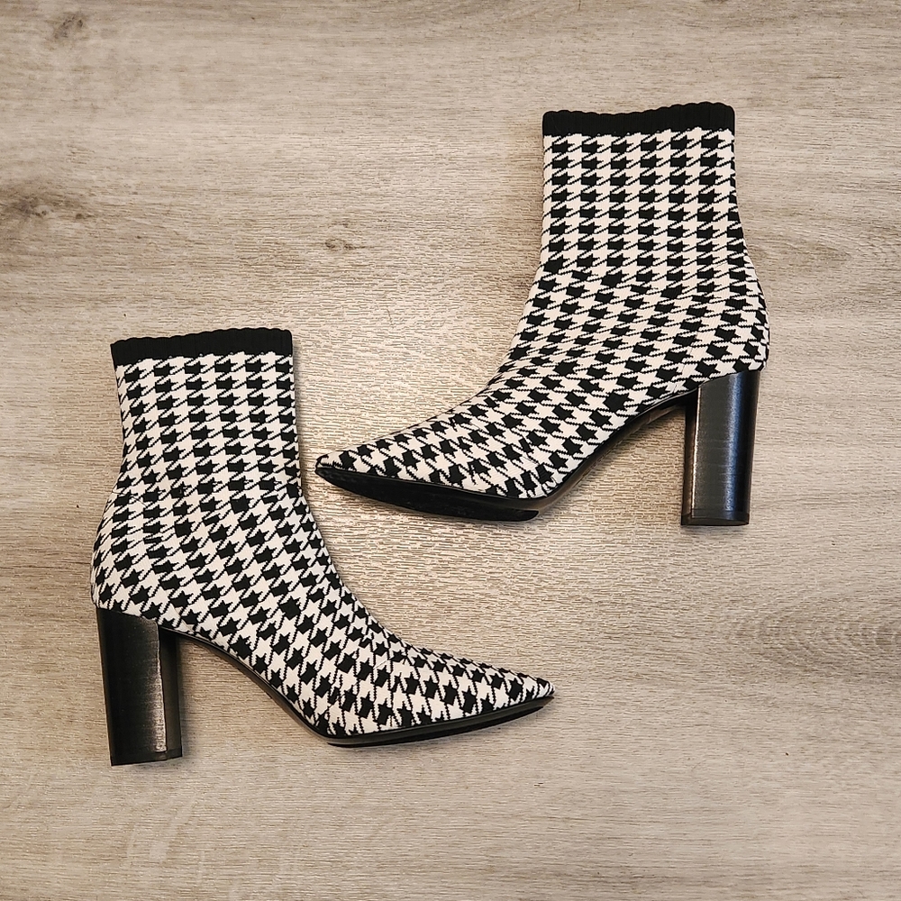NIB Charles David Houndstooth Ankle Boots Block Heel Retro Mod 60s